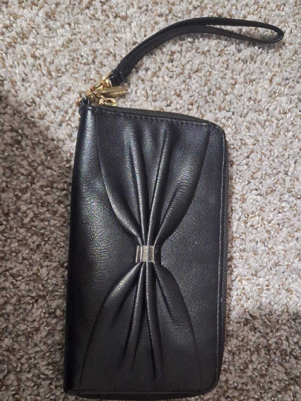 Black Bow Accent Wristlet Clutch
